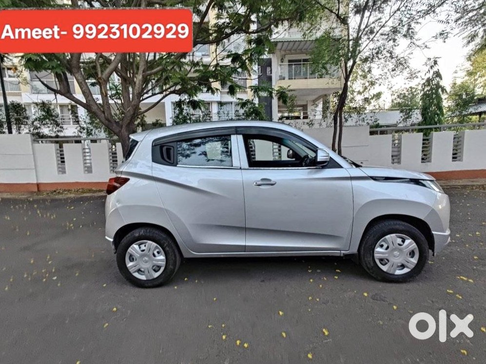 2017 Mahindra Kuv 100 Petrol