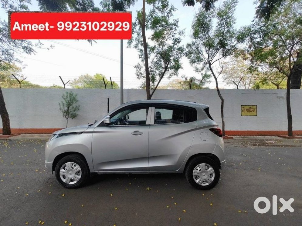 2017 Mahindra Kuv 100 Petrol