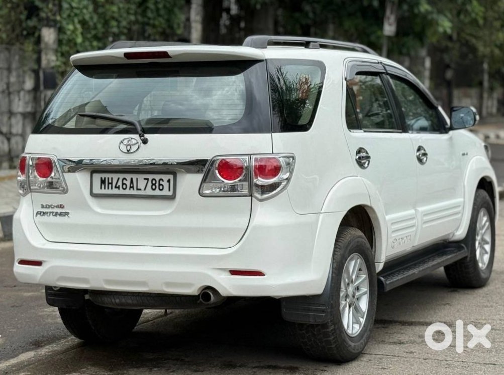 2013 Toyota Fortuner Petrol Manual