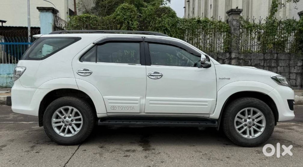 2013 Toyota Fortuner Petrol Manual