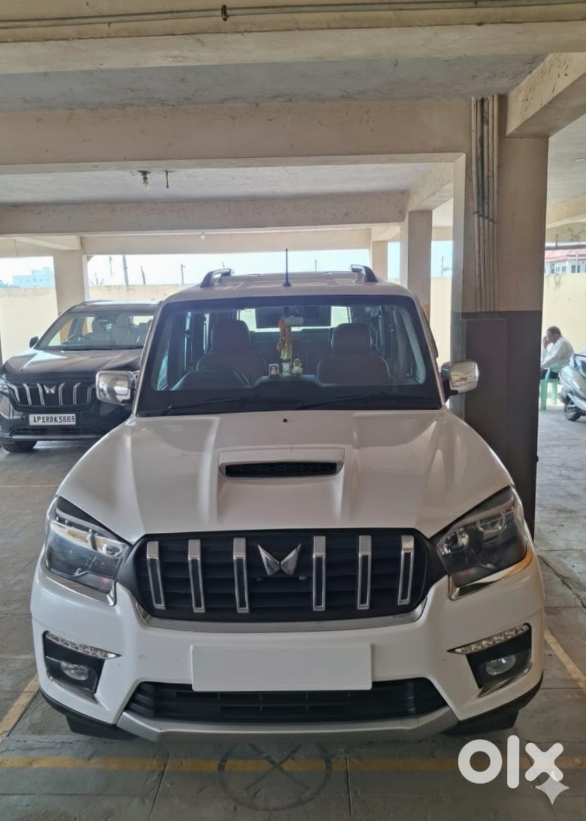 Mahindra Scorpio Classic 2021 - Cng Automatic