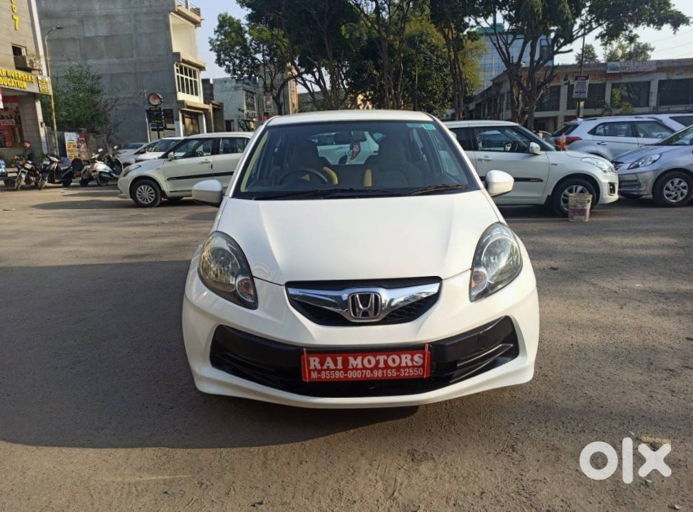 Honda Brio 2014 - Urgent