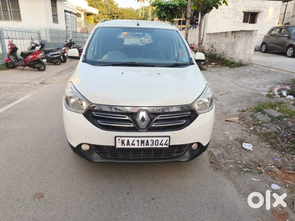 Renault Lodgy Family Car