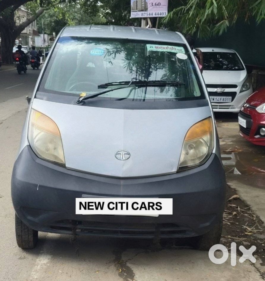 2021 Tata Safari Petrol - Premium Suv