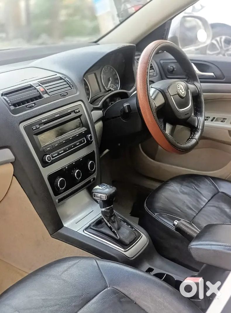 Skoda Laura Diesel Automatic 2012