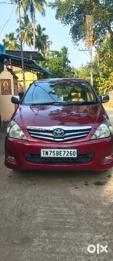 Toyota Innova 2015 | Automatic | Diesel