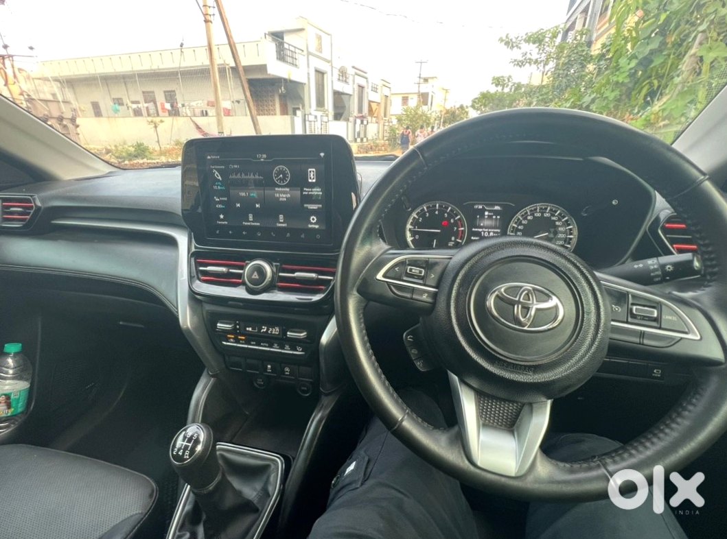 2024 Toyota Urban Cruiser - Diesel Manual
