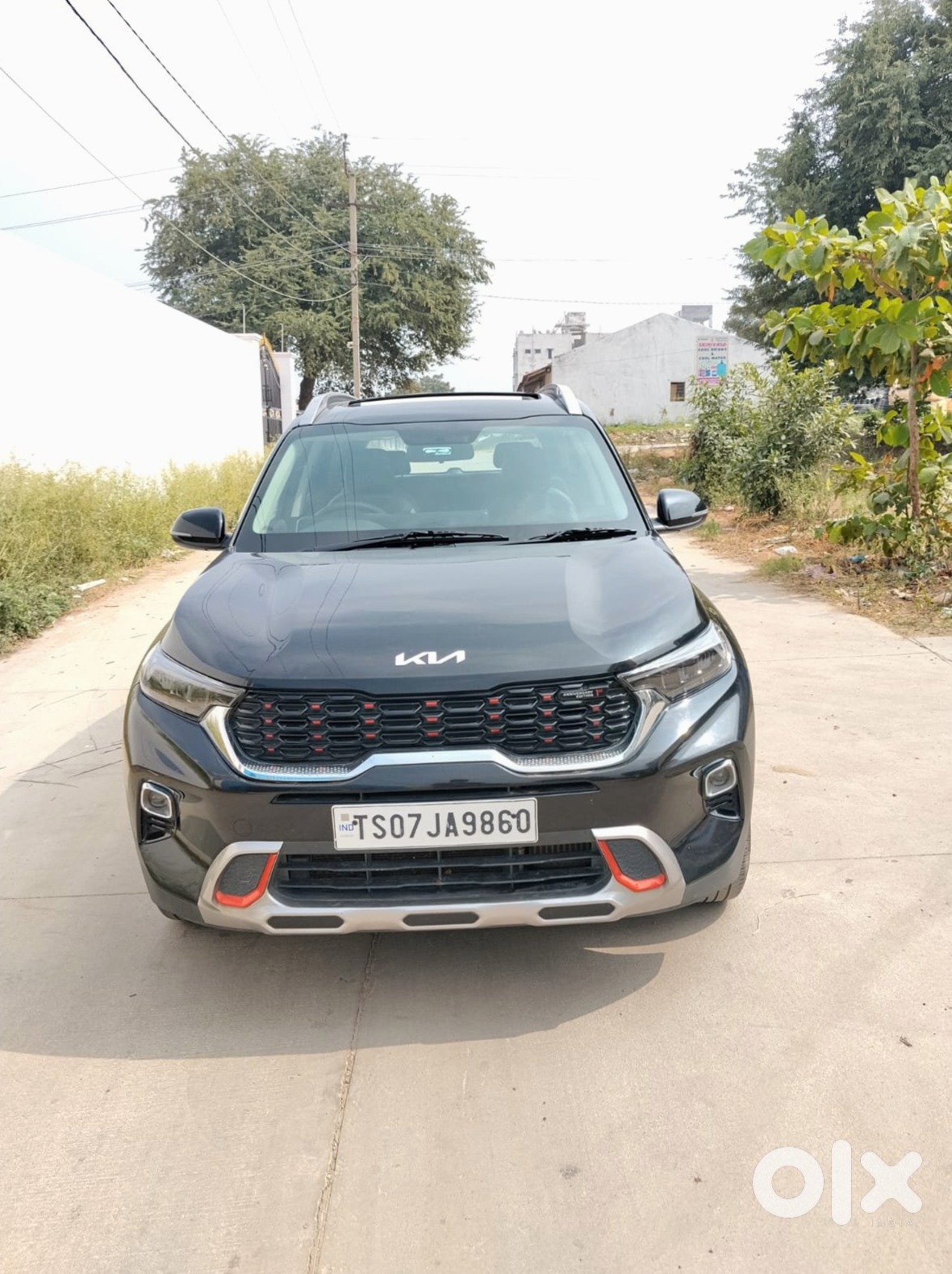 Kia Sonet - Decent Everyday Car