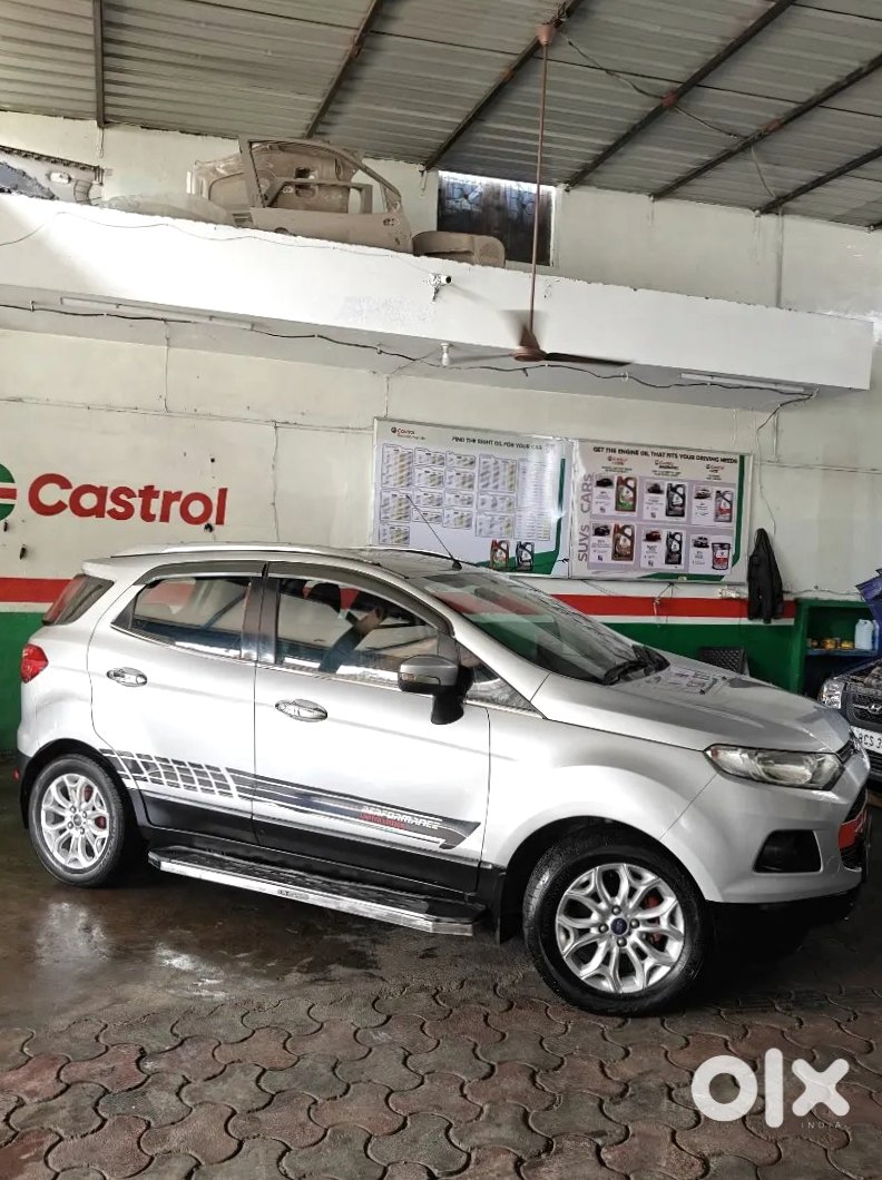 Ford Ecosport Petrol - Solid Buy
