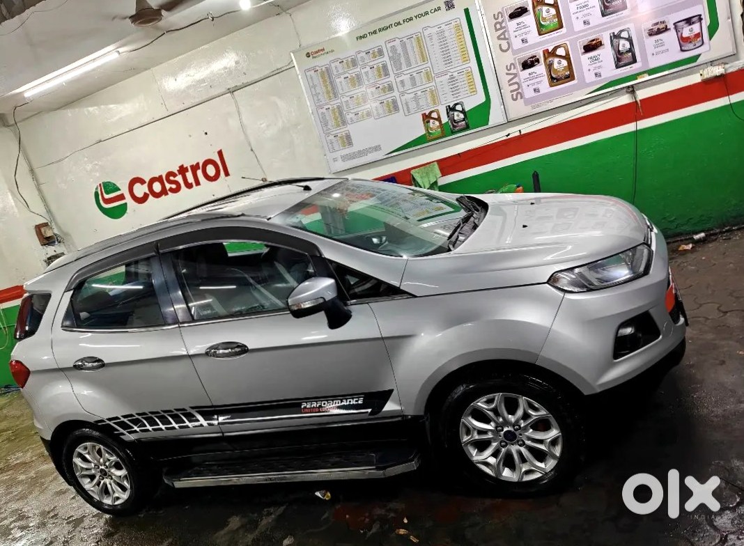 Ford Ecosport Petrol - Solid Buy