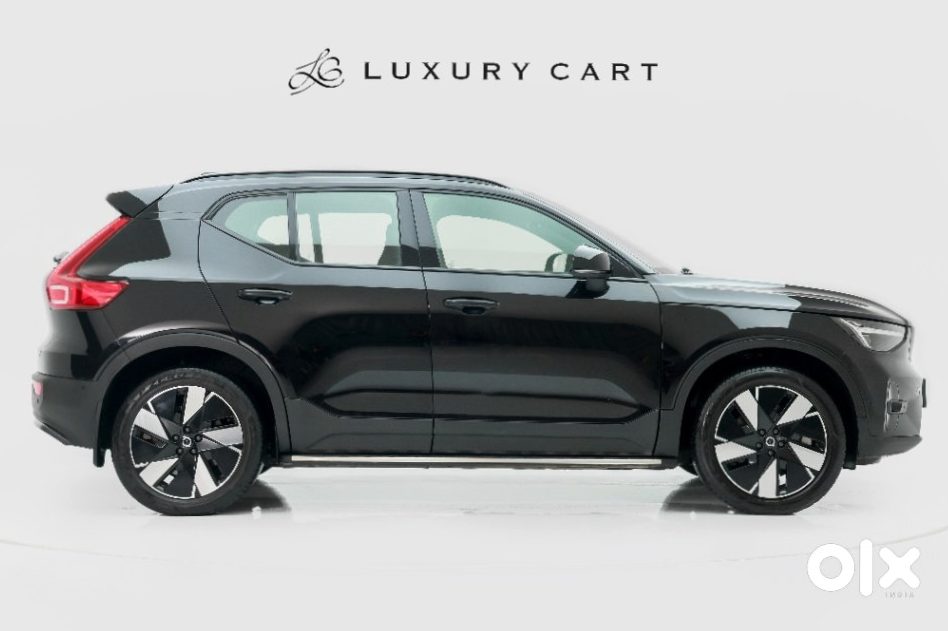 2024 Volvo Ex40 - Premium Suv