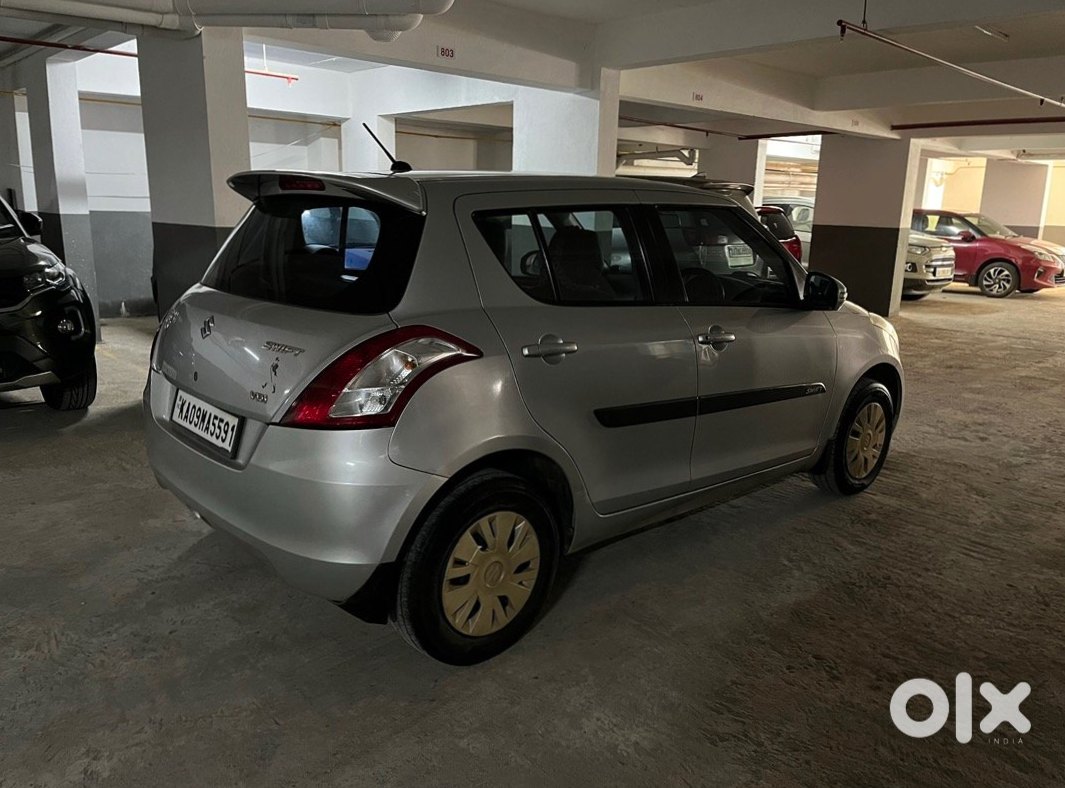 Maruti Swift 2023 Petrol Automatic