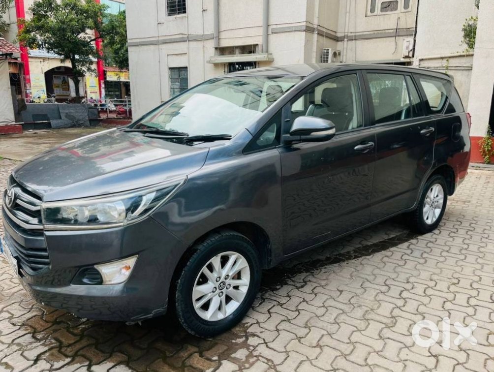 Toyota Innova Crysta 2014 - Diesel