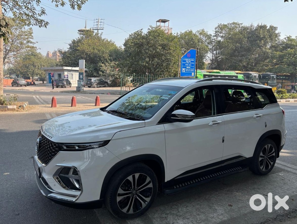 Mg Hector Plus 2024 - Almost New