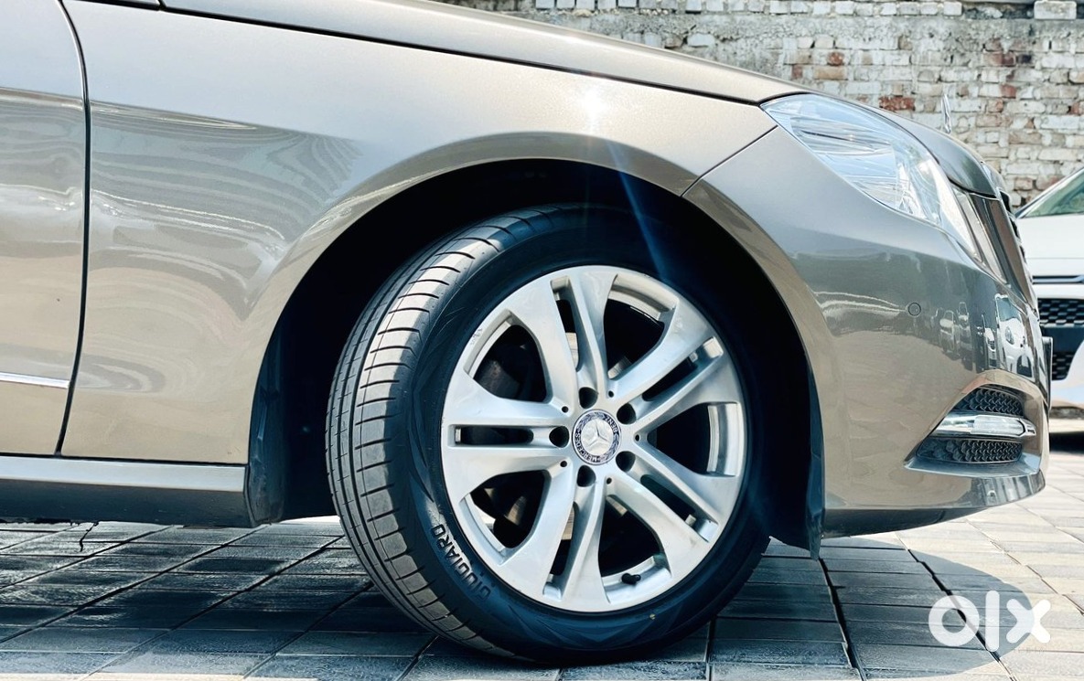 Mercedes-benz E-class 2012 Petrol