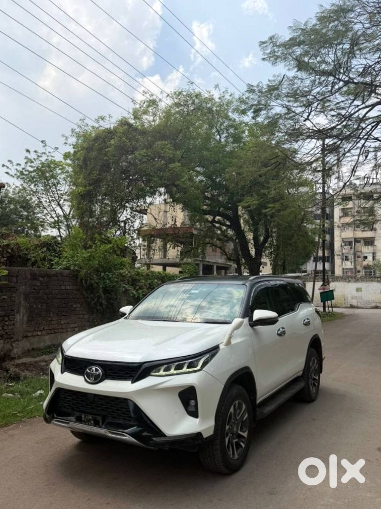 Toyota Legender 4x4 2023 Cng