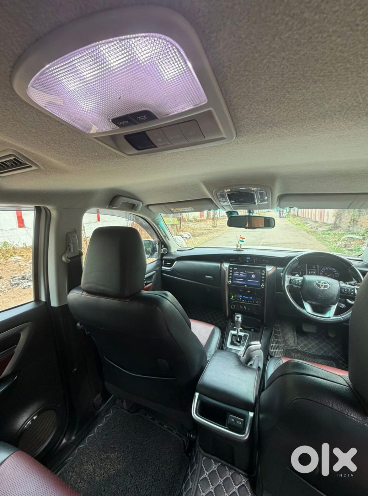 Toyota Legender 4x4 2023 Cng