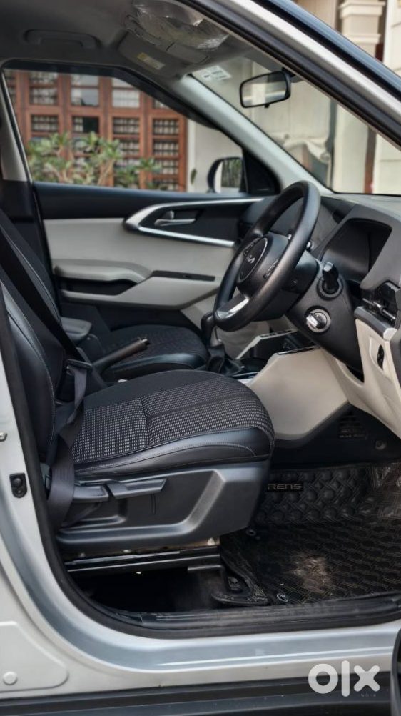 2022 Kia Carens Cng - 31k Km