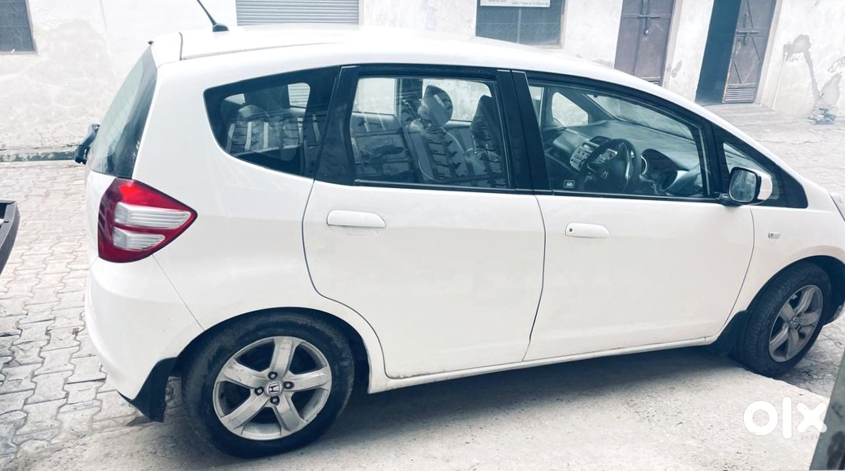 2016 Honda Jazz Cng - Going Abroad