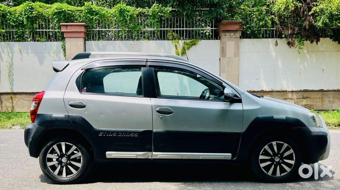 2019 Toyota Etios Cross Cng