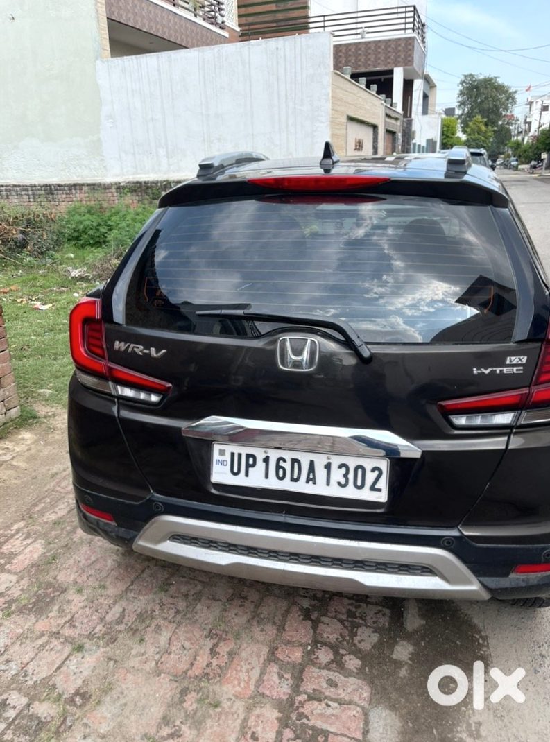 Honda Wrv 2017 - Urgent Sale
