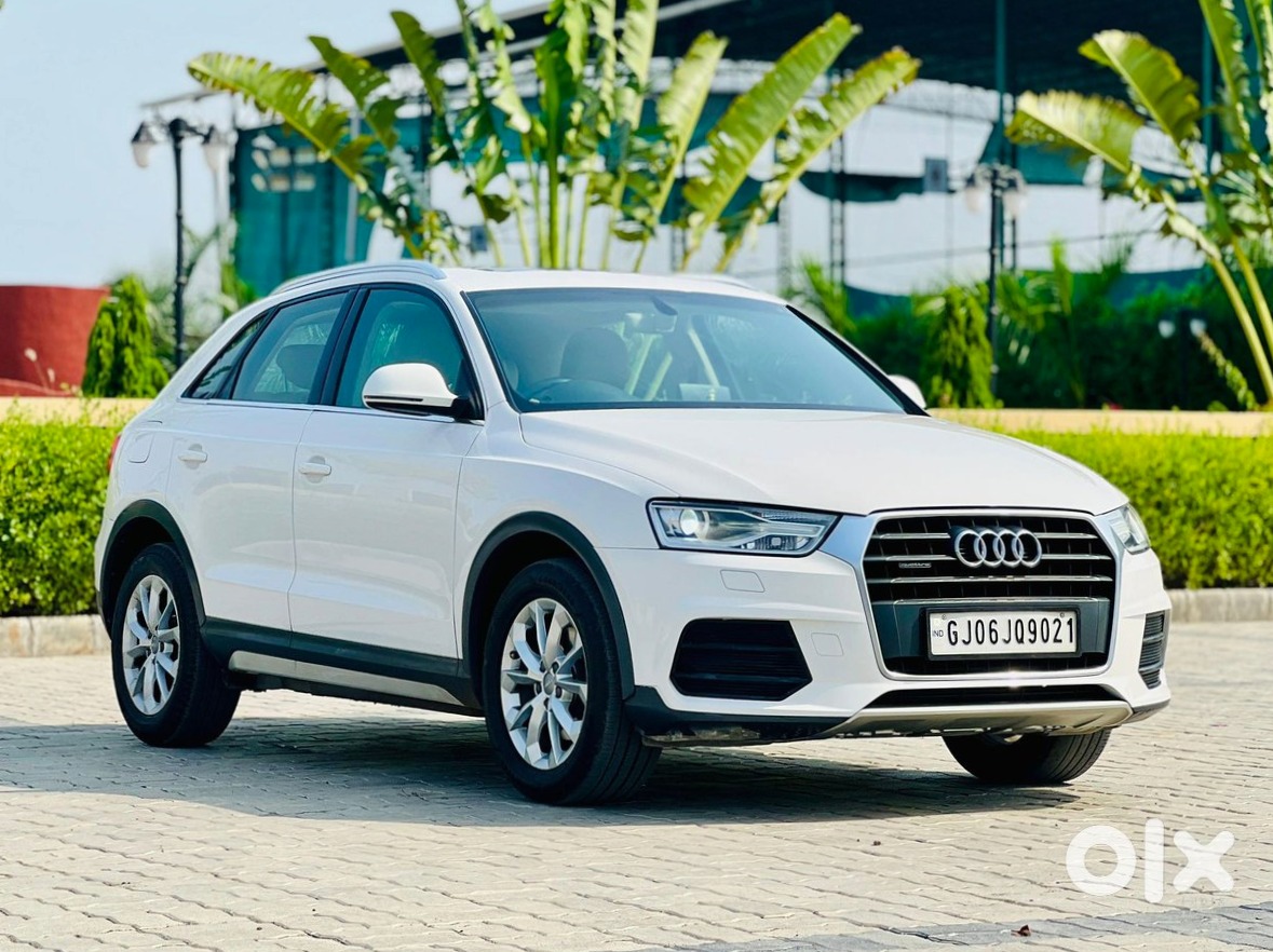 2012 Audi Q3 - Premium Suv