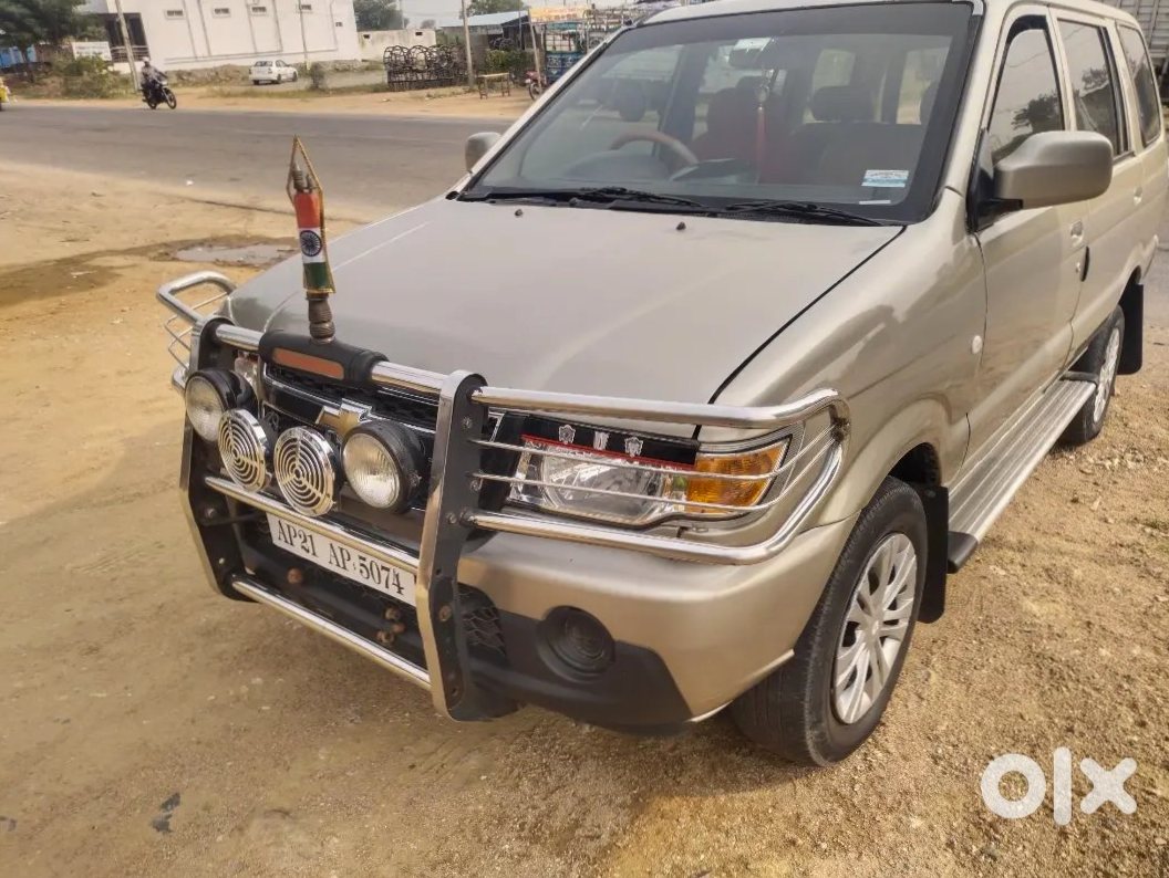 2014 Chevrolet Tavera Petrol