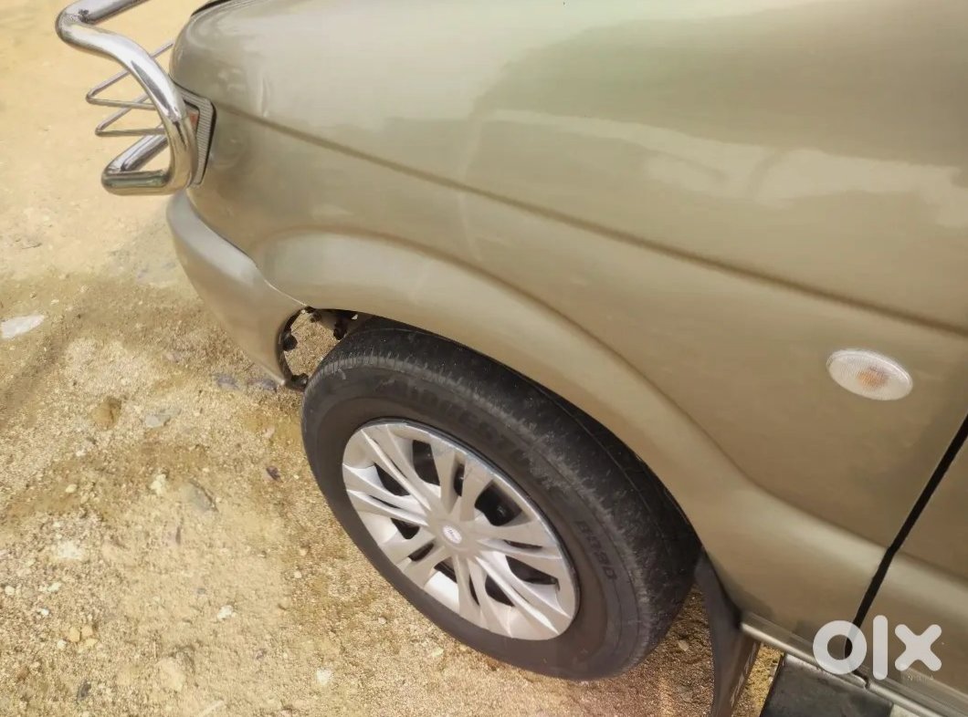 2014 Chevrolet Tavera Petrol