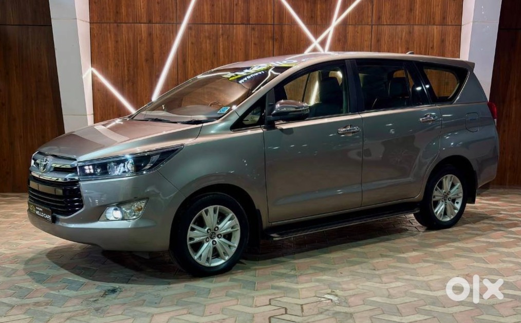 2019 Toyota Innova Crysta | Family Car