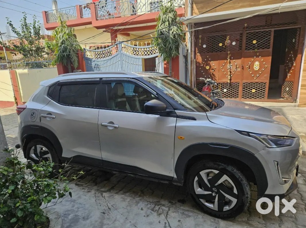 Nissan Magnite Cng Automatic