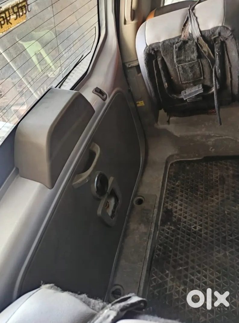 Mahindra Nuvosport Electric 2019