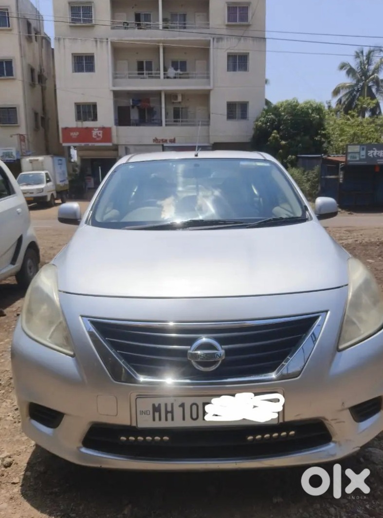 2013 Nissan Sunny Petrol