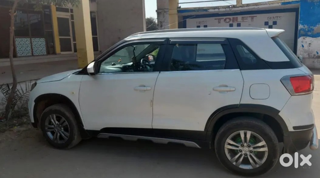 2020 Maruti Suzuki Brezza Cng - Low Mileage