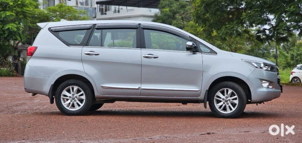 2019 Toyota Innova Crysta | Petrol Manual