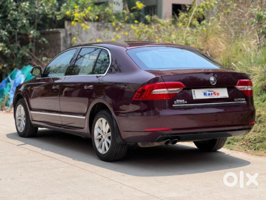 Skoda Superb Sedan