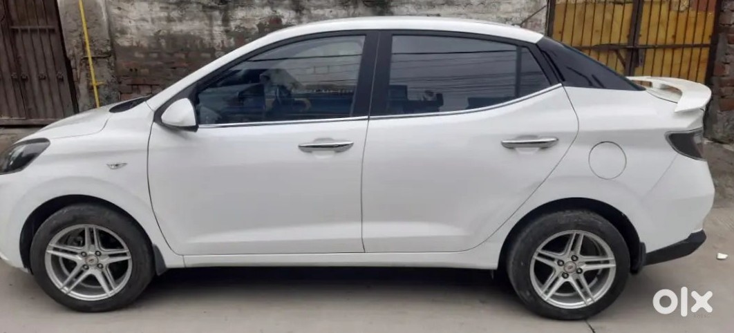 2020 Hyundai Aura Diesel - Premium Sedan