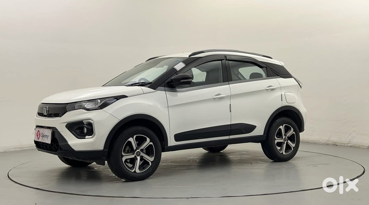 Tata Nexon Petrol Automatic 2018