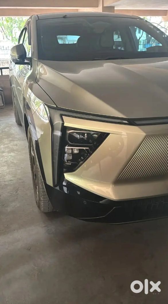 Mahindra Xev 9e New Model Low Mileage