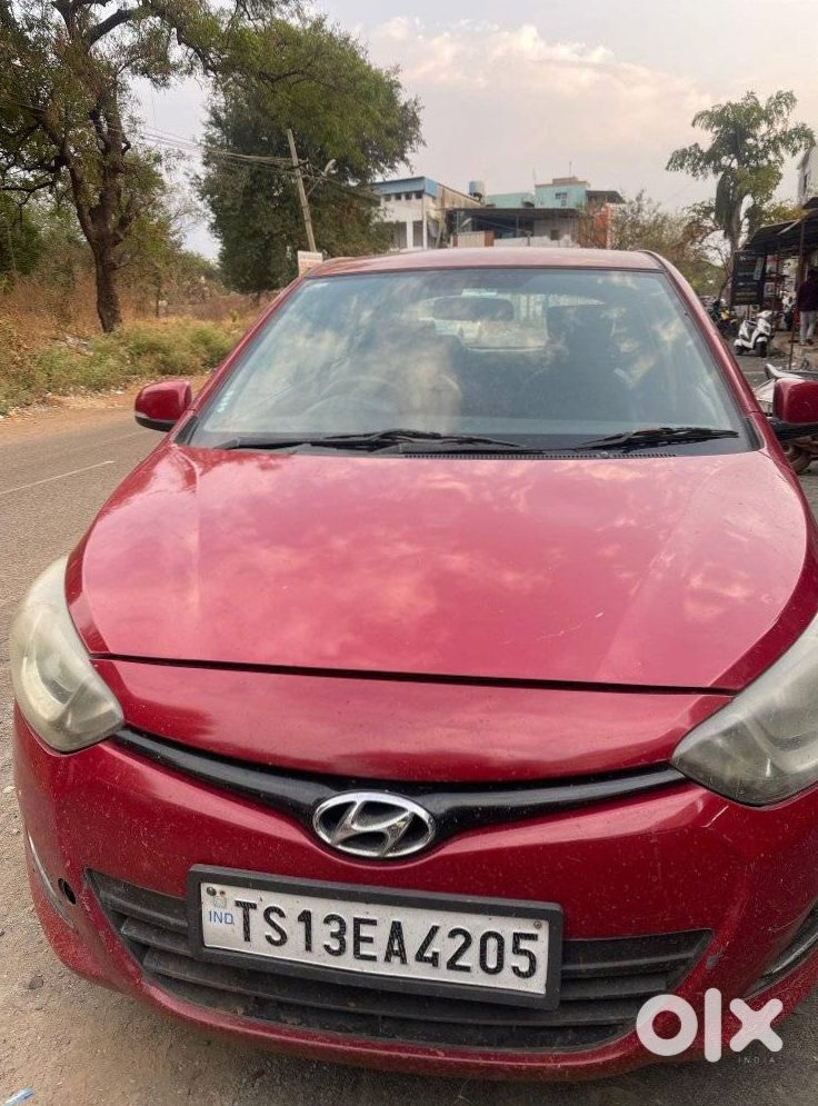 2016 I20 Petrol Automatic - Wife's Car