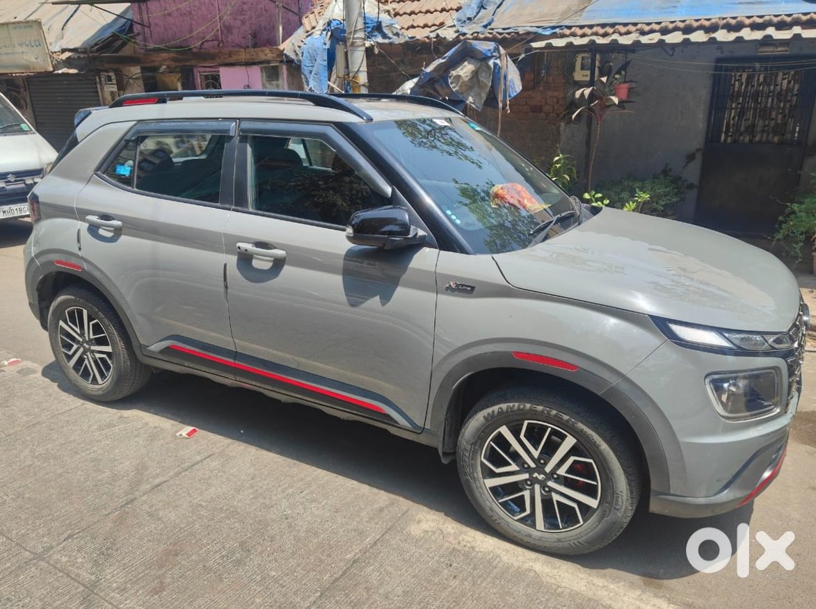 2023 Hyundai Venue N Line - Automatic Cng