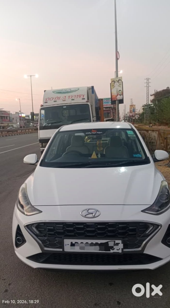 Hyundai Aura 2015 Petrol