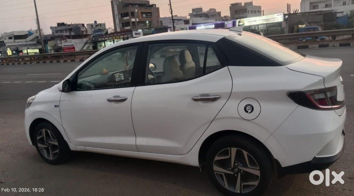Hyundai Aura 2015 Petrol