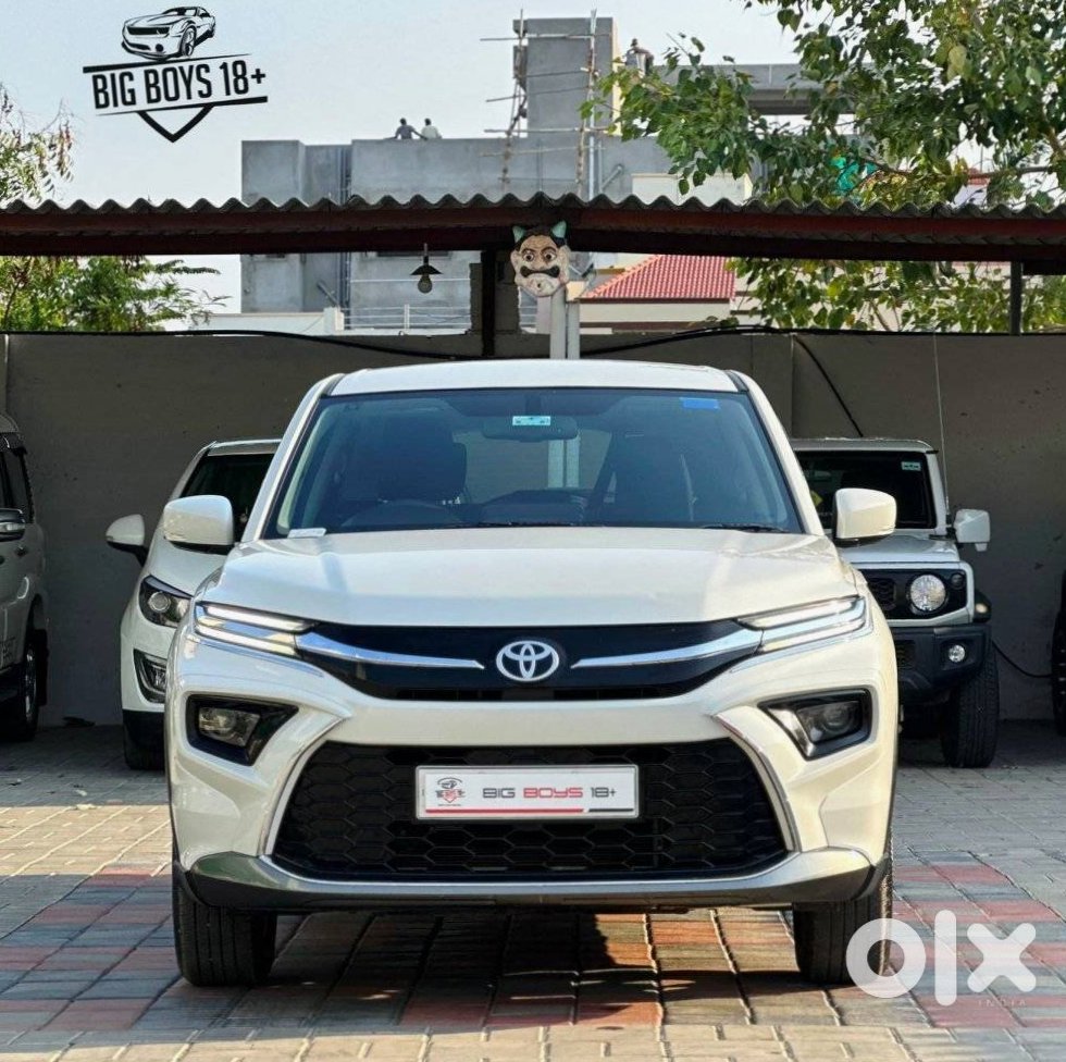 Toyota Urban Cruiser Hyryder 2023 Automatic Petrol