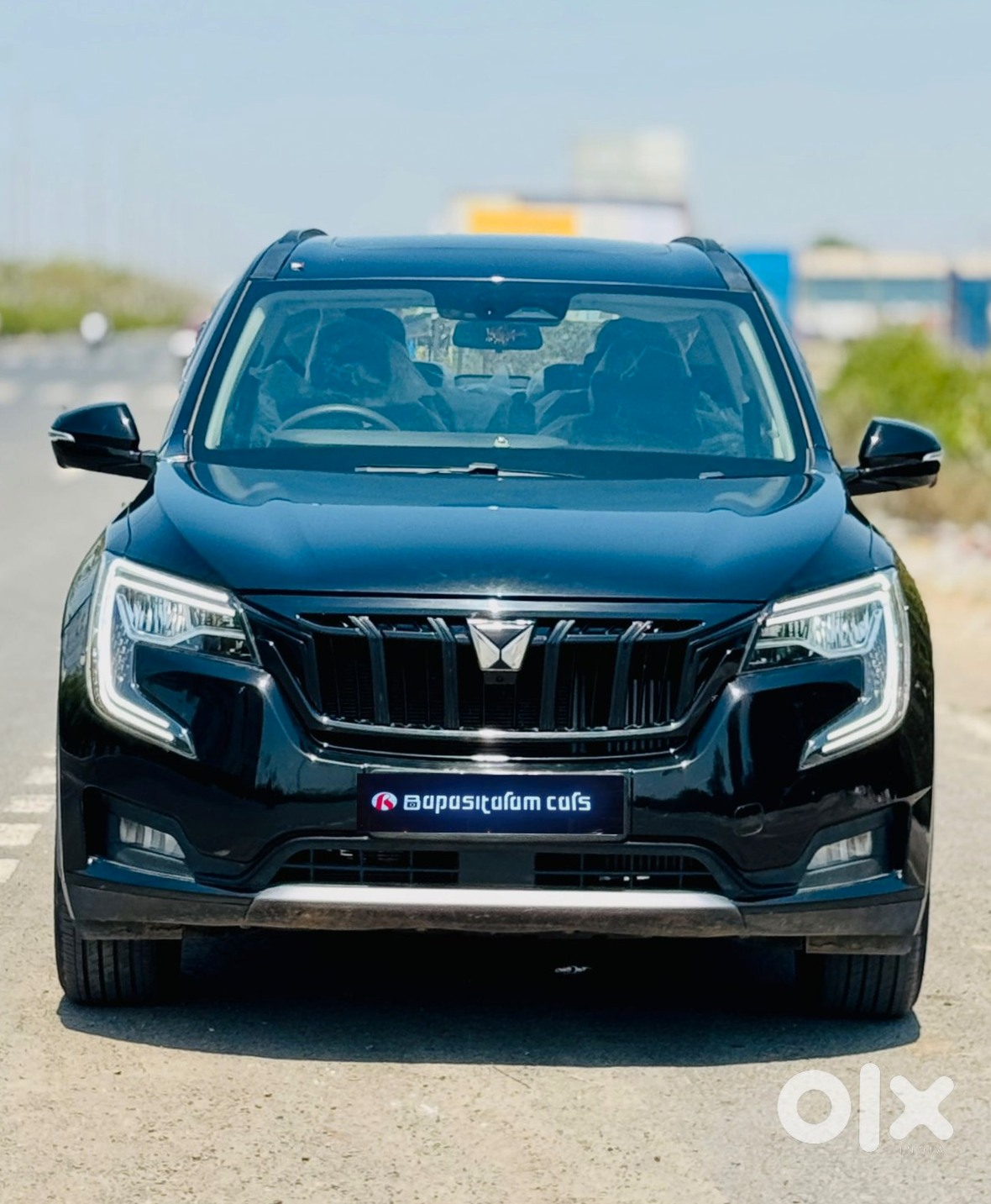 2022 Mahindra Xuv700 - Like New