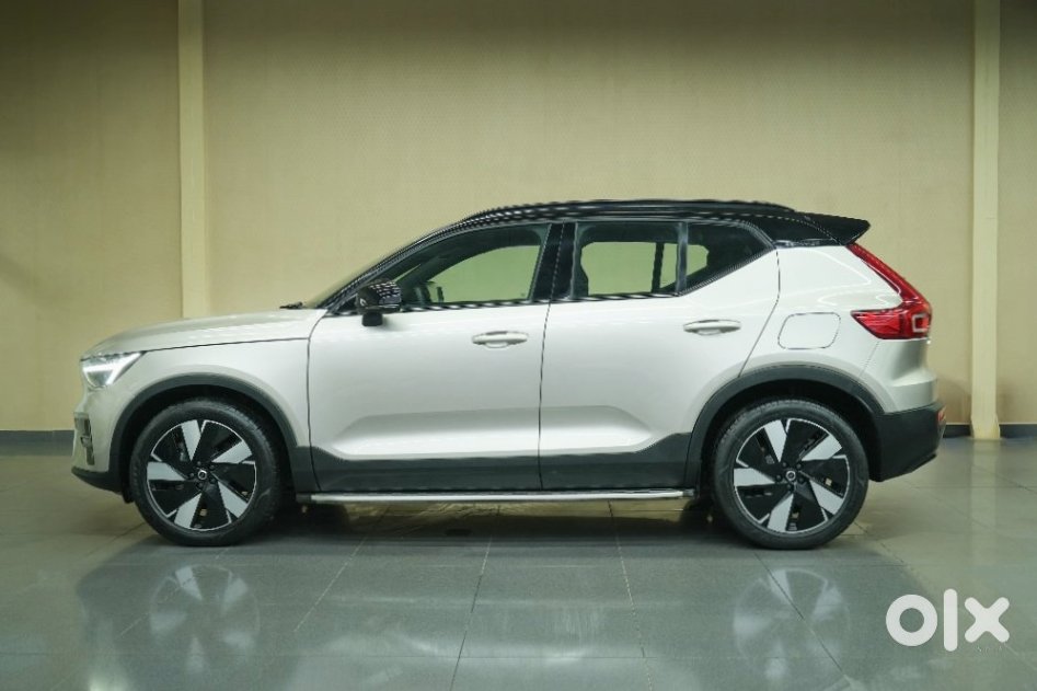 Volvo Ex40 2024 - Electric Suv