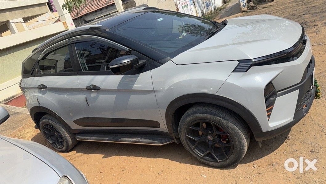 2025 Tata Nexon Petrol Automatic
