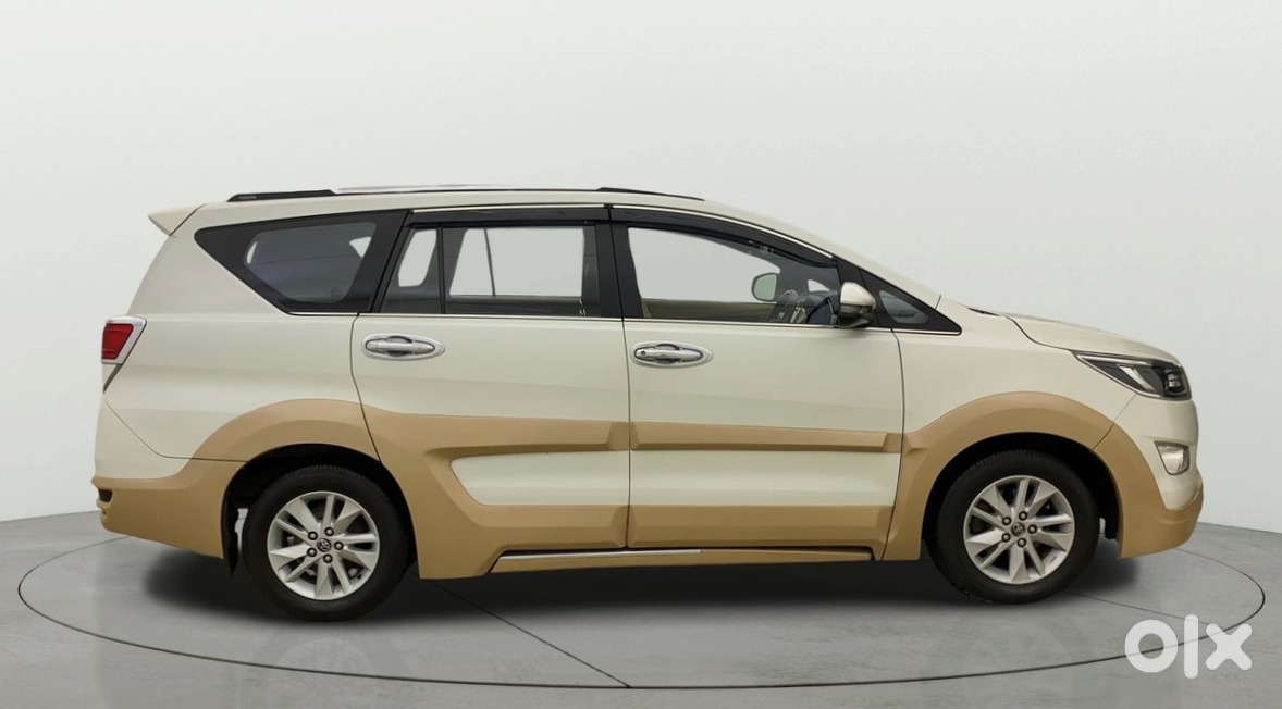 2012 Toyota Innova Crysta Petrol Manual