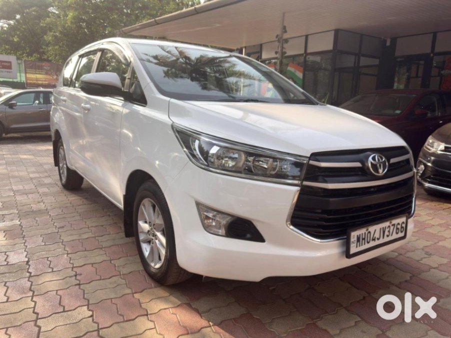 2022 Toyota Innova Crysta
