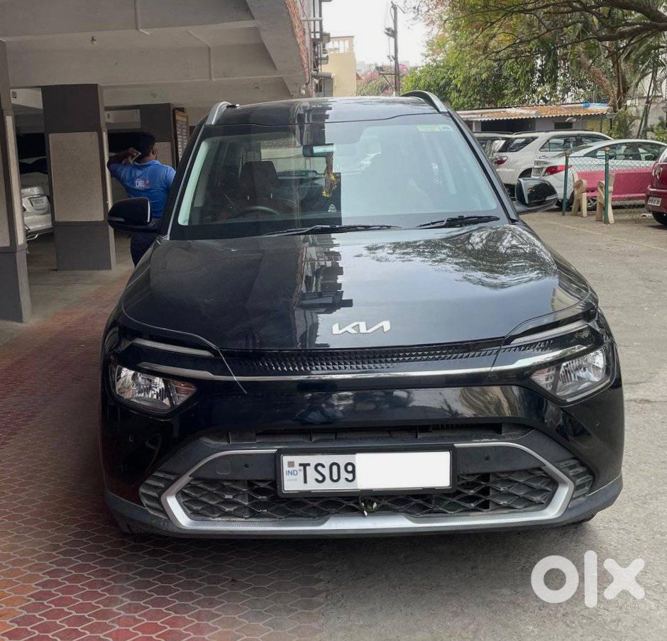 Kia Carens 2025 - 7 Seater Automatic