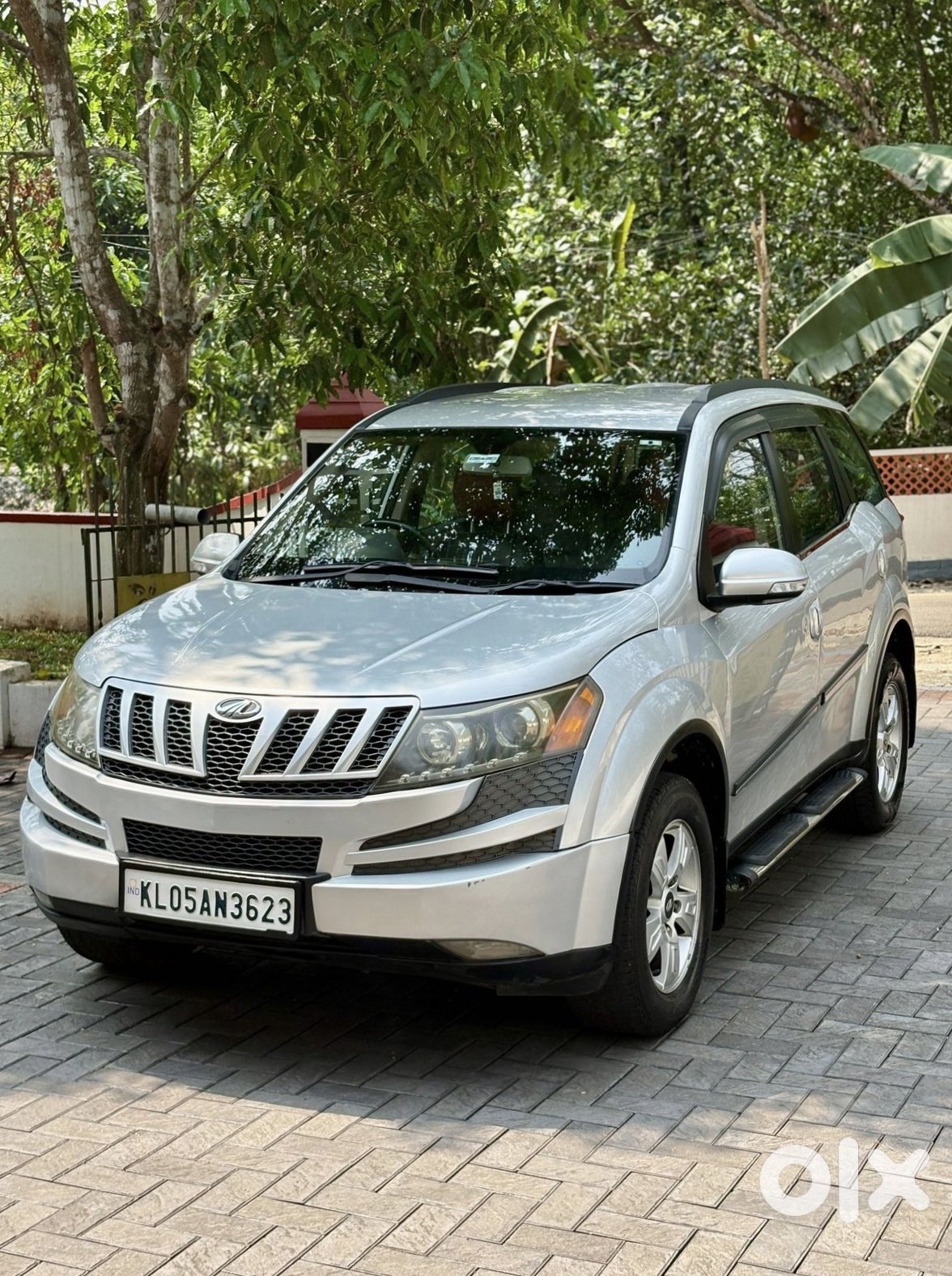 2011 Mahindra Xuv500 - Wife's Personal Car